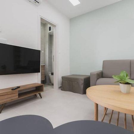Peris 3 - Central Apt Near Old Town - Ac, Wifi Chania  Exterior photo