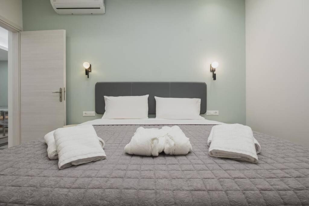 Peris 3 - Central Apt Near Old Town - Ac, Wifi Chania  Exterior photo