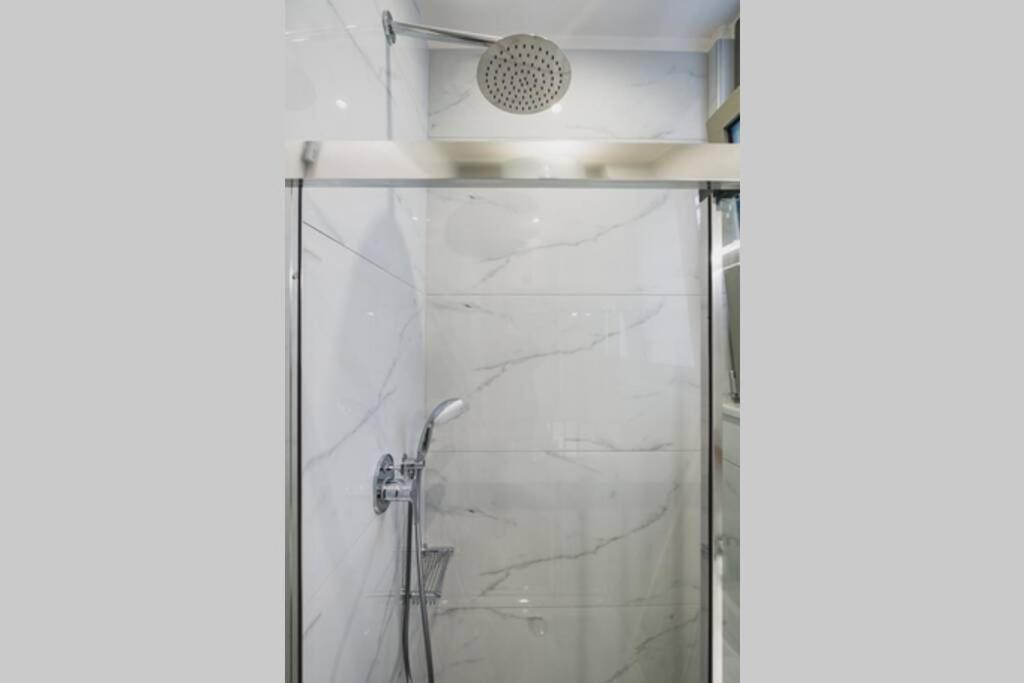 Peris 3 - Central Apt Near Old Town - Ac, Wifi Chania  Exterior photo